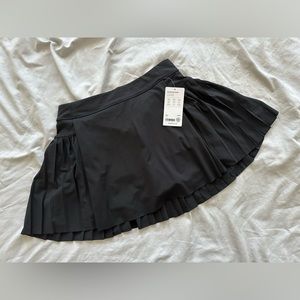 Athleta Advantage Skort - Black - Size M